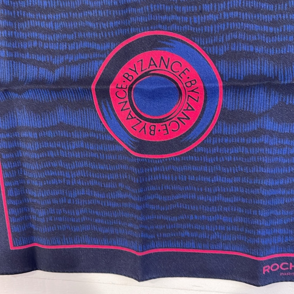 Handkerchief - Picture 3 of 3